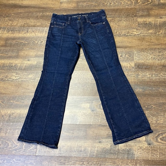 American Eagle Jeans Curvy Kick Boot Dark Wash Womens 10 Short Center Seam Blue - Picture 1 of 10